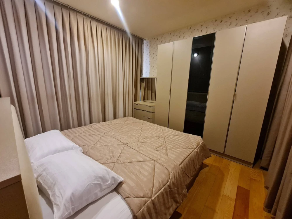 For rent: Hive Taksin, fully furnished room, very comfortable. Book now! Don't miss out!