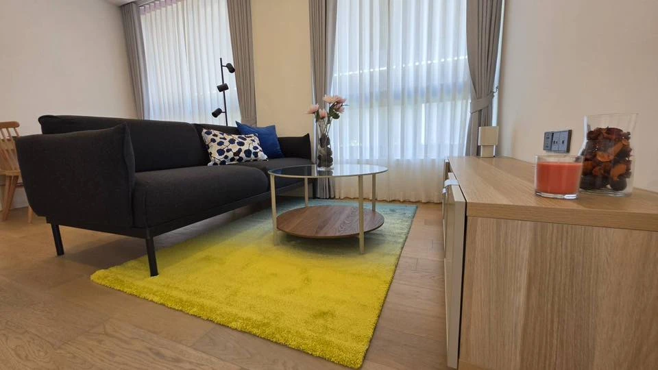 For rent: HOLME Ekkamai 22, 3rd floor, fully furnished unit, very livable. Book now!