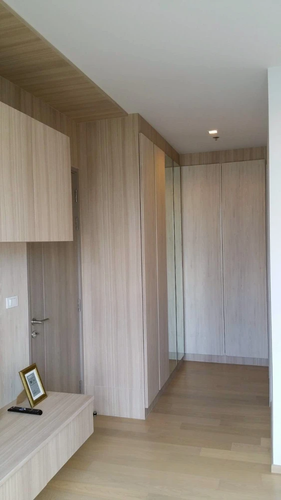 For Rent: HQ Thonglor, 21st floor. Fully furnished with panoramic city views. Book now—don't miss out!