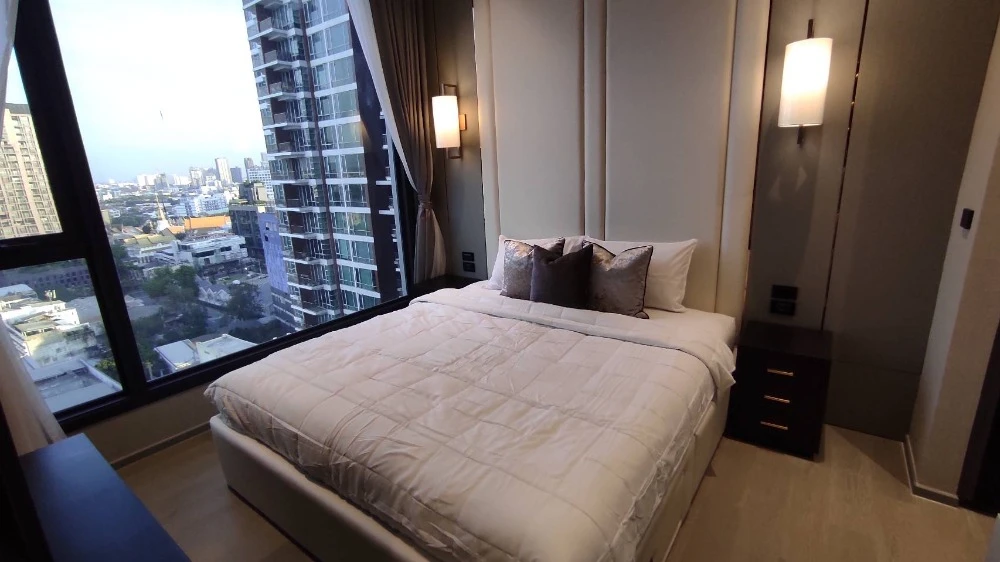 For rent: Hyde Heritage Thonglor, 17th floor, fully furnished room. If interested, hurry and reserve now. Urgent!