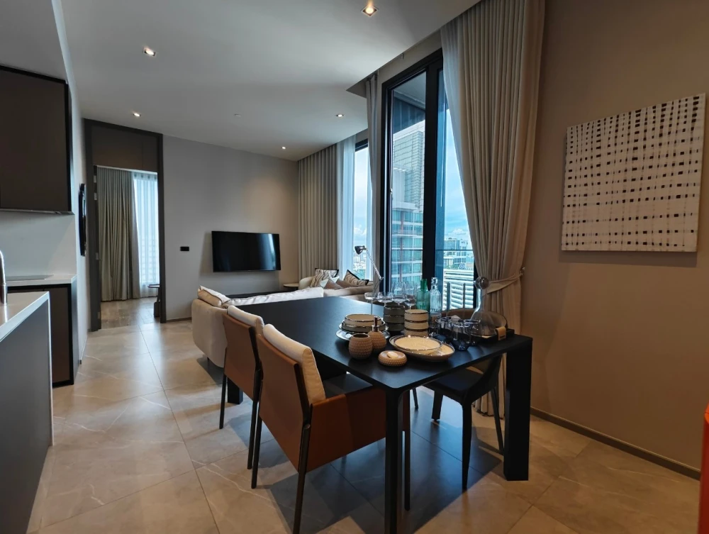 For rent: Hyde Heritage Thonglor, 33rd floor, high floor, great view, fully furnished. Book now!
