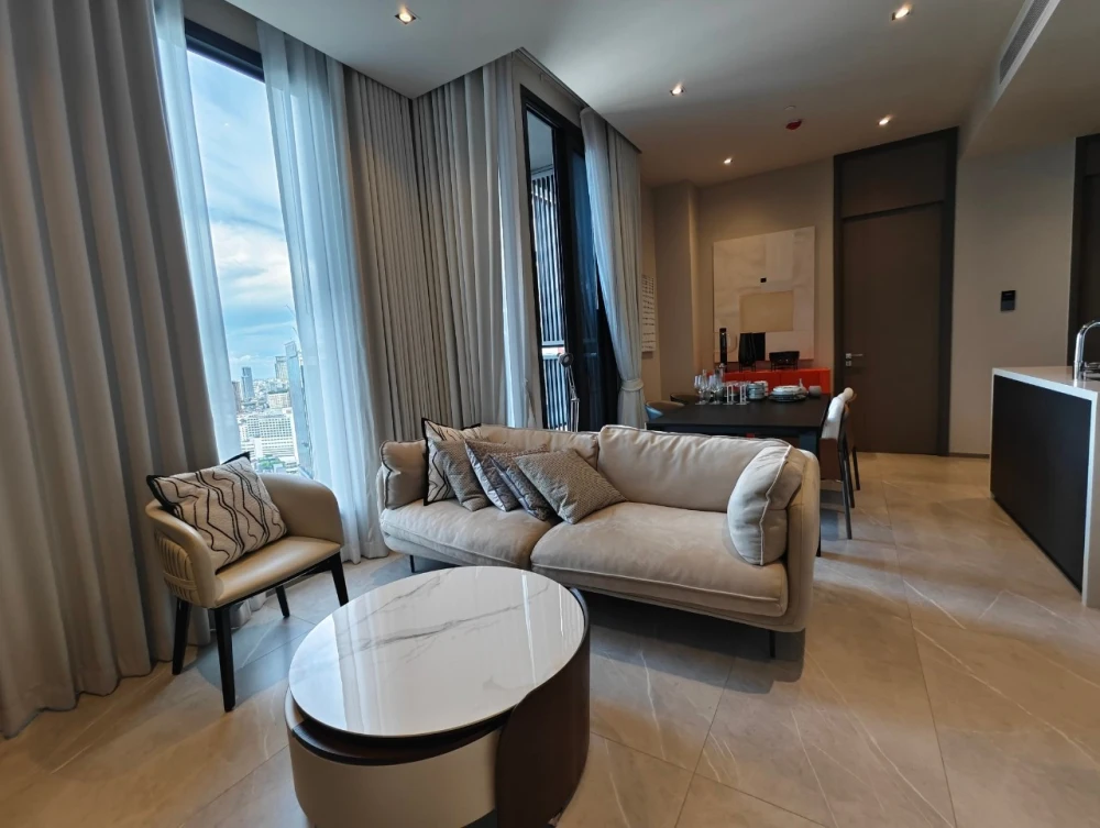For rent: Hyde Heritage Thonglor, 33rd floor, high floor, great view, fully furnished. Book now!