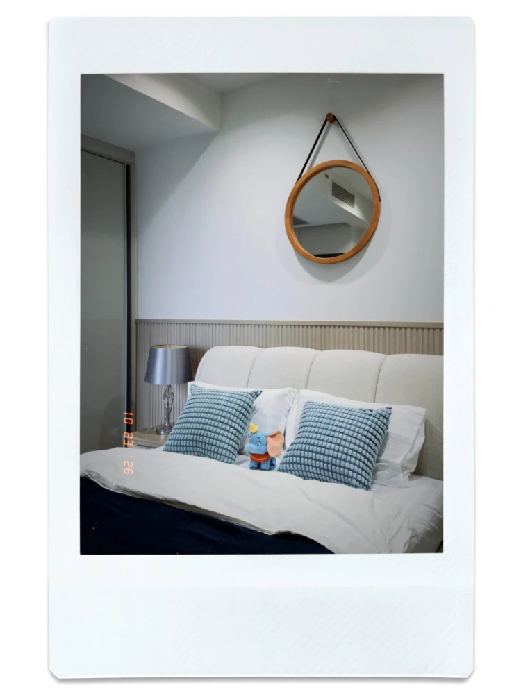 For rent: Hyde Sukhumvit 13. Features beautiful pool and city views (unobstructed). Tastefully decorated and inviting—book it now!