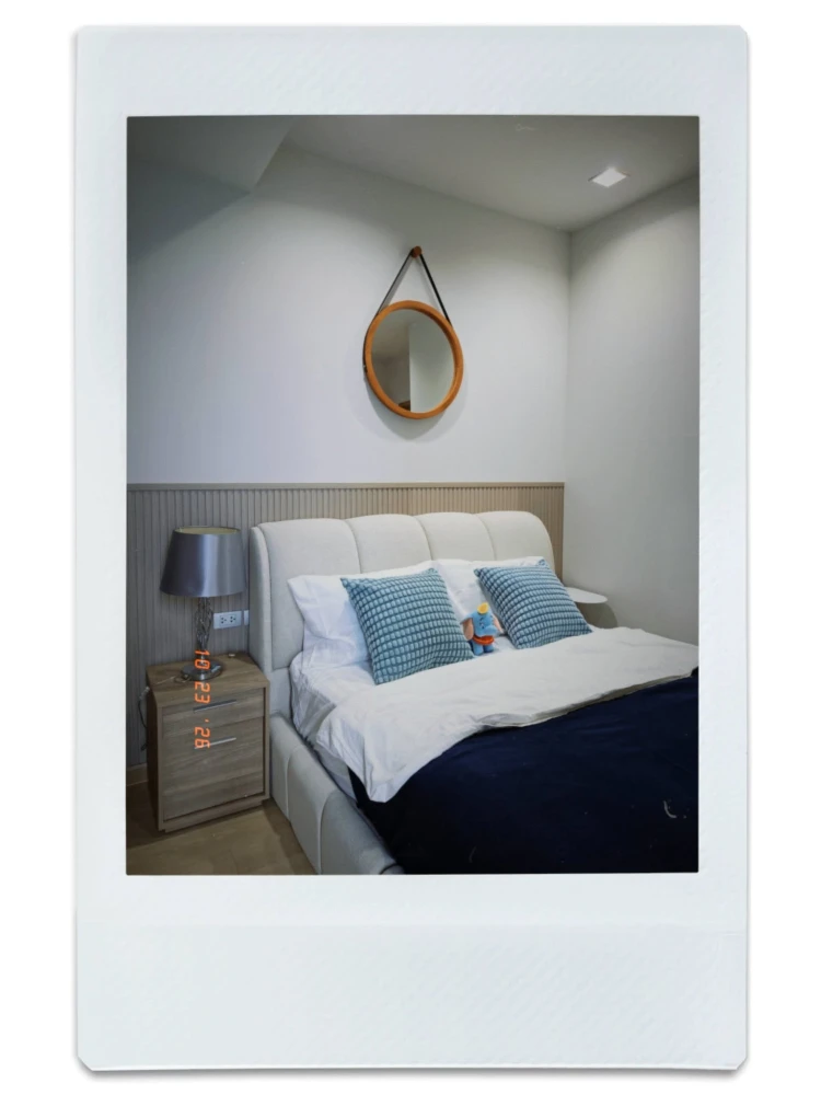 For rent: Hyde Sukhumvit 13. Features beautiful pool and city views (unobstructed). Tastefully decorated and inviting—book it now!
