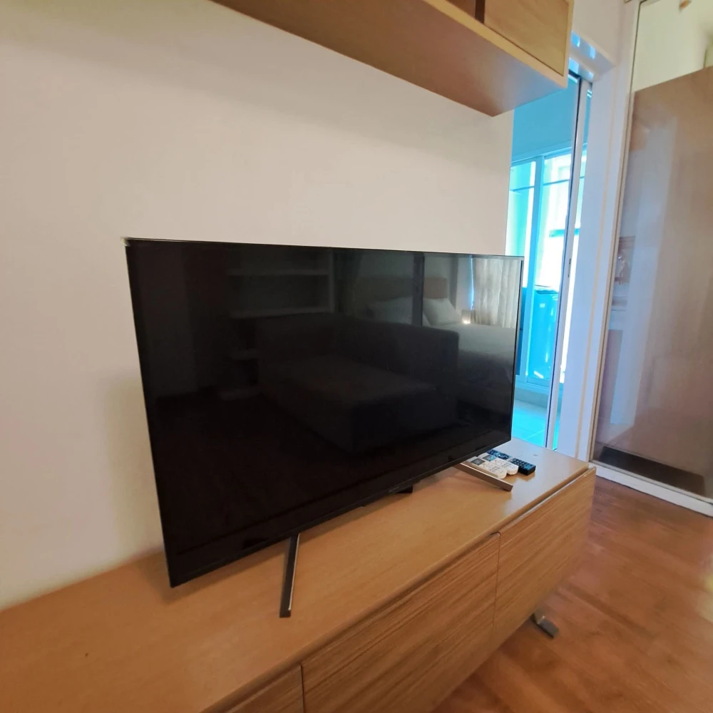 For rent: i-biza Condominium RCA, 5th floor, pool view, fully furnished, ready to move in. Reserve now, don't miss out!