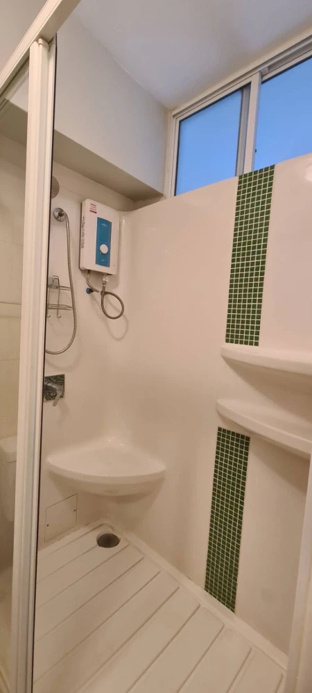 For rent: i-biza Condominium RCA, spacious room, fully furnished, ready to move in. If interested, hurry and reserve now. Don't miss out.