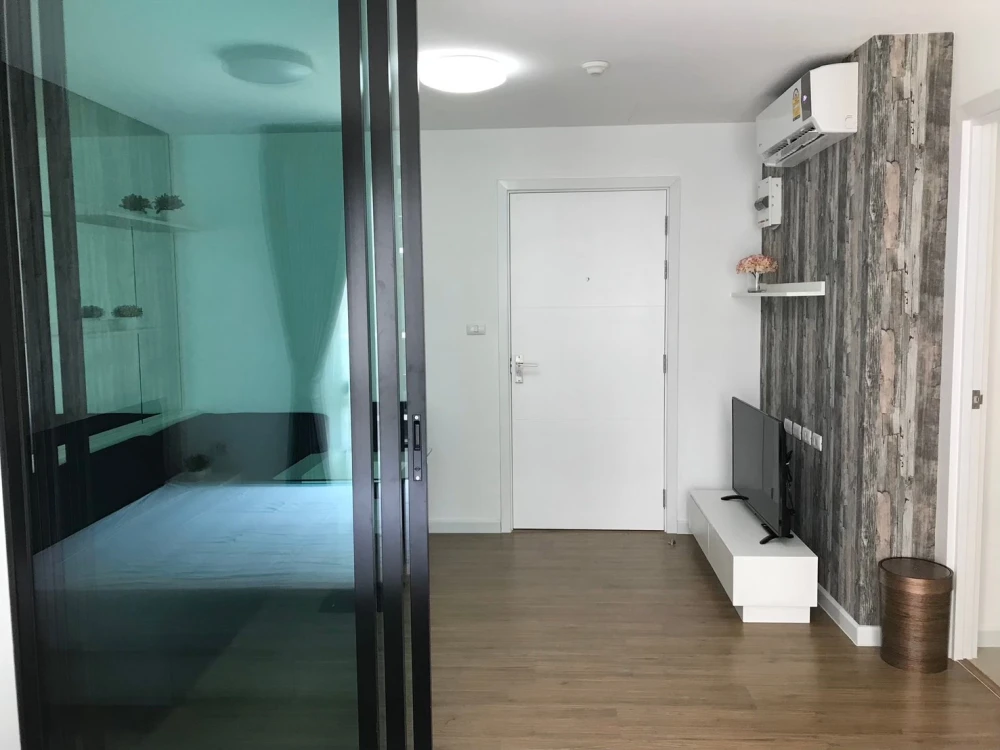 For rent: I Condo Salaya 2, 2 rooms, clearly separated, well-divided zones, fully furnished and equipped with appliances. Hurry and reserve today!