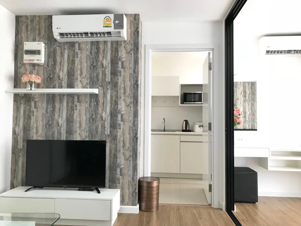 For rent: I Condo Salaya 2, 2 rooms, clearly separated, well-divided zones, fully furnished and equipped with appliances. Hurry and reserve today!