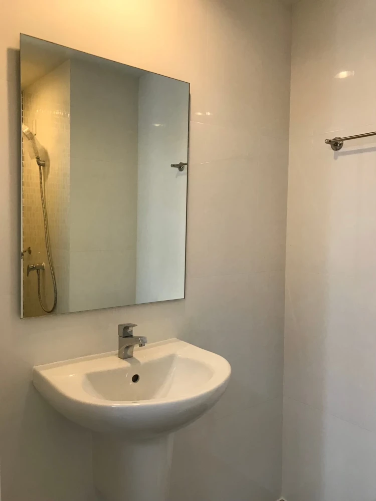 For rent: I Condo Salaya 2, 2 rooms, clearly separated, well-divided zones, fully furnished and equipped with appliances. Hurry and reserve today!