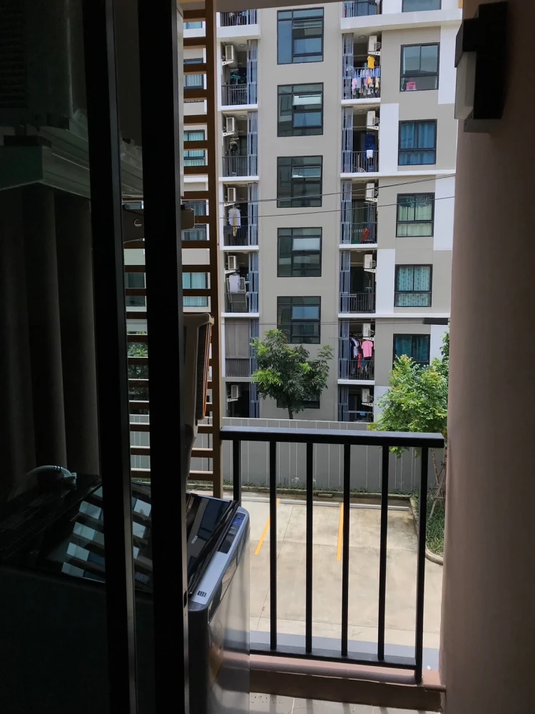 For rent: I Condo Salaya 2, 2 rooms, clearly separated, well-divided zones, fully furnished and equipped with appliances. Hurry and reserve today!