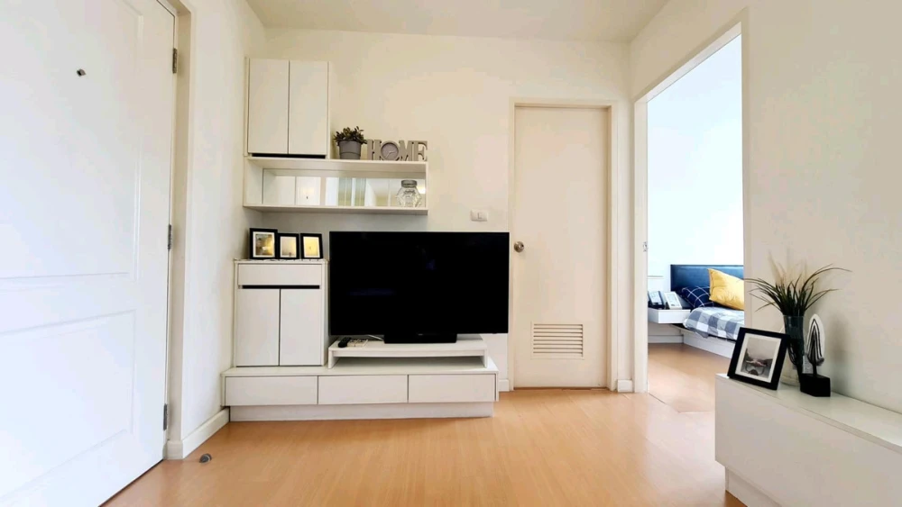 ให้เช่า I Condo Sukhumvit 105 ชั้น 8 วิวสระว่ายน้ำ แต่งครบ สนใจรีบจองเลย ด่วนๆ
