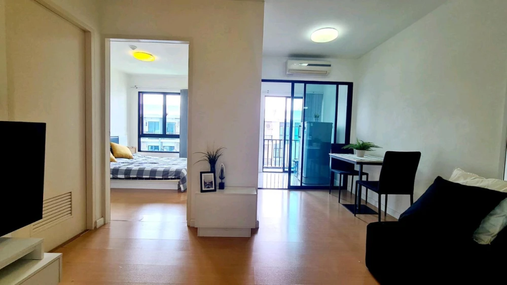 ให้เช่า I Condo Sukhumvit 105 ชั้น 8 วิวสระว่ายน้ำ แต่งครบ สนใจรีบจองเลย ด่วนๆ