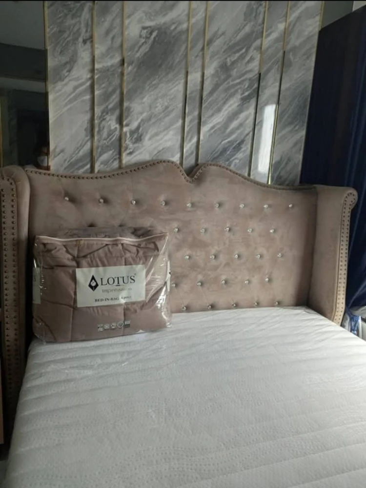 For rent: I Condo Sukhumvit 105, fully furnished and ready to move in. High-quality built-in furniture. Great value! Book now!