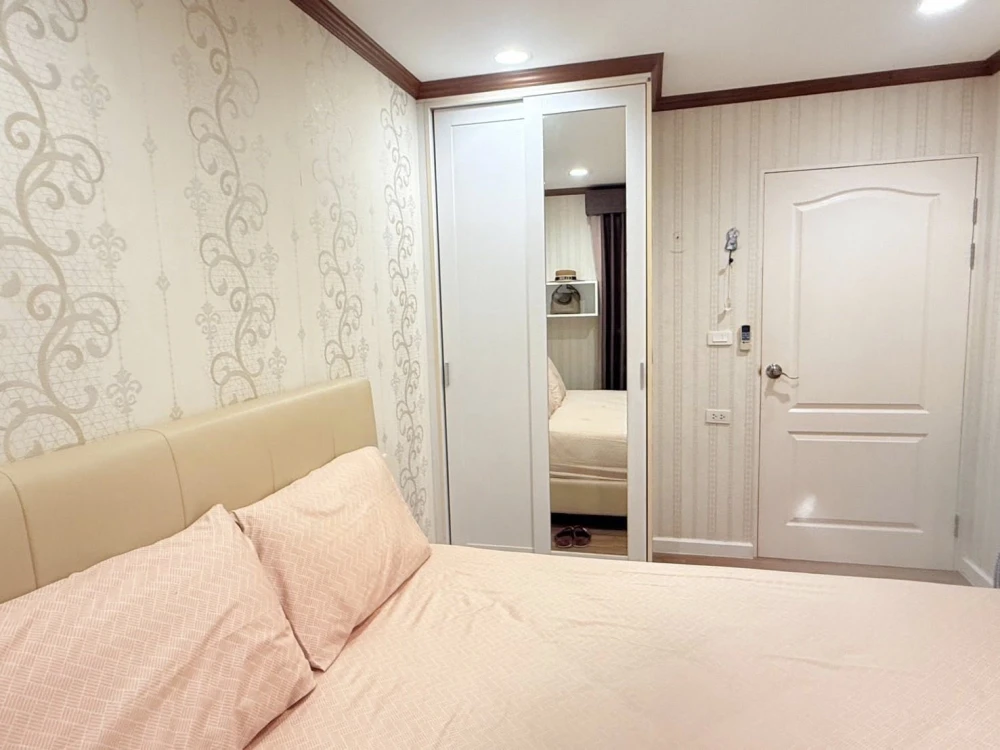 ให้เช่า i Condo เกษตร ห้องสตูดิโอขนาดกว้างขวาง พร้อมเฟอร์ครบ เข้าอยู่ได้ทันที รีบย้ายด่วนๆ