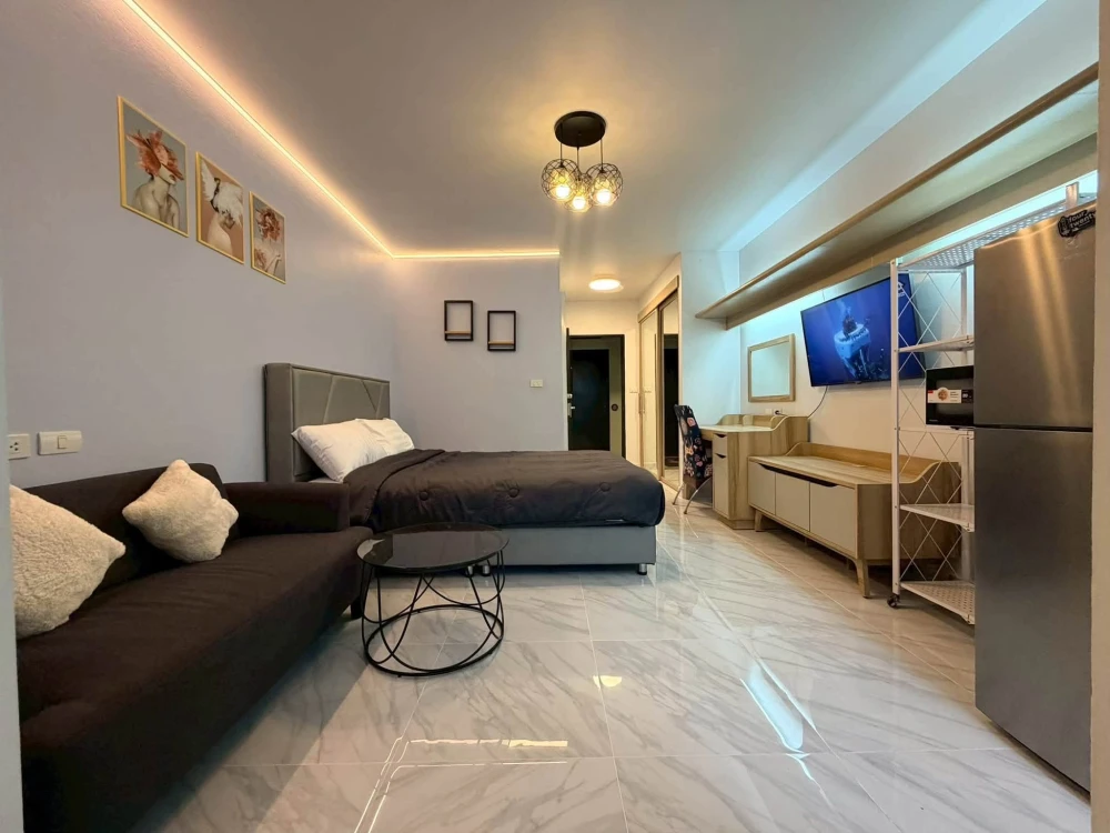 For rent: i-HOUSE Laguna Garden RCA, 1 bedroom, 1 bathroom, fully furnished. What are you waiting for?