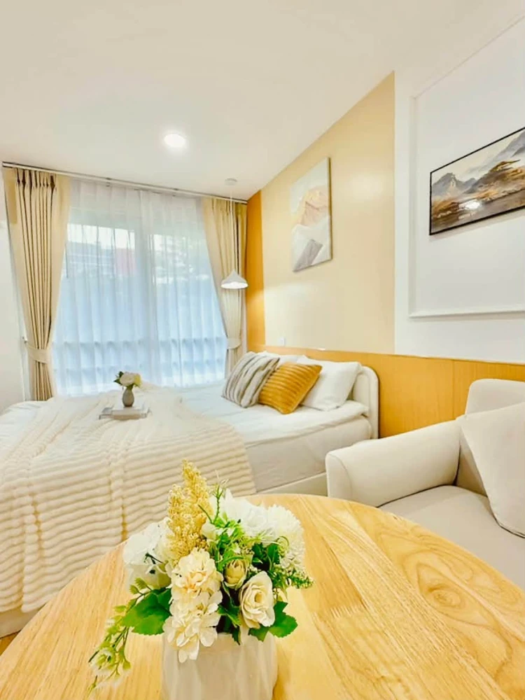 For rent: i-HOUSE Laguna Garden RCA, beautifully decorated room with minimalist built-in furniture. Move-in ready!
