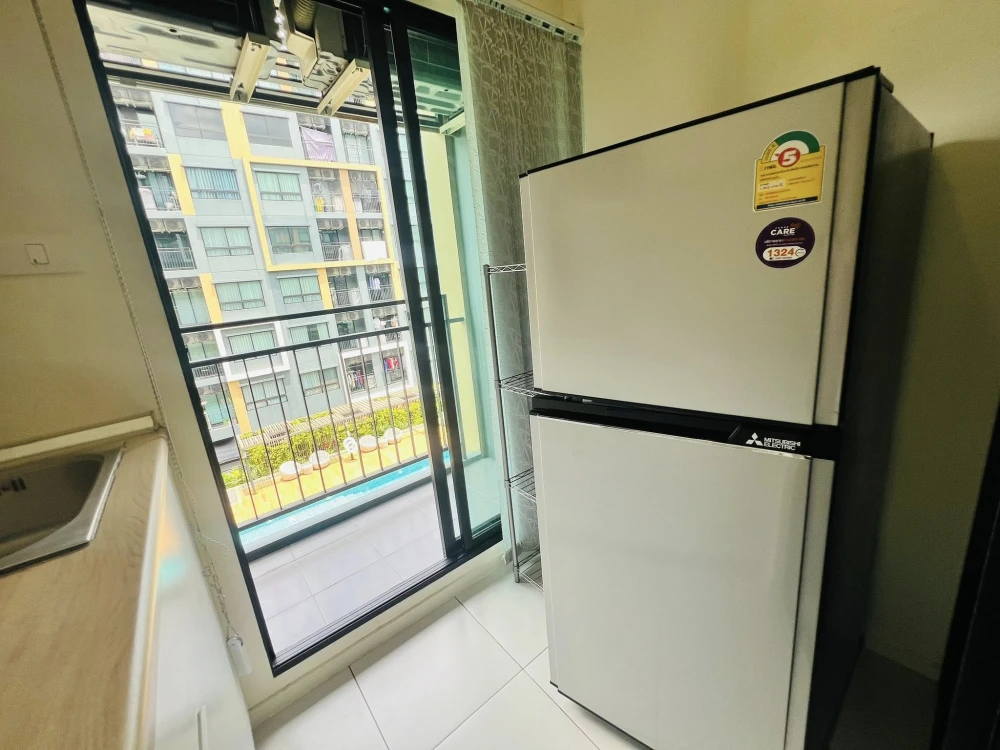 For rent: iCondo Green Space Sukhumvit 77, pool view, nice room, fully furnished, reserve now, don't delay.