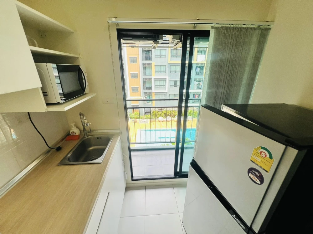 For rent: iCondo Green Space Sukhumvit 77, pool view, nice room, fully furnished, reserve now, don't delay.