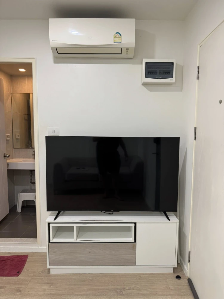 For rent: iCondo Green Space Sukhumvit 77, a nice room on the 3rd floor, fully furnished. Reserve now!