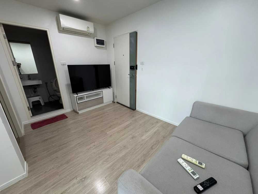 For rent: iCondo Green Space Sukhumvit 77, a nice room on the 3rd floor, fully furnished. Reserve now!