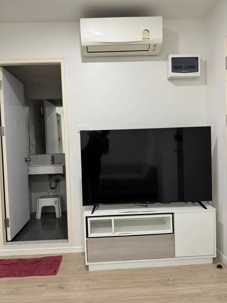 For rent: iCondo Green Space Sukhumvit 77, a nice room on the 3rd floor, fully furnished. Reserve now!