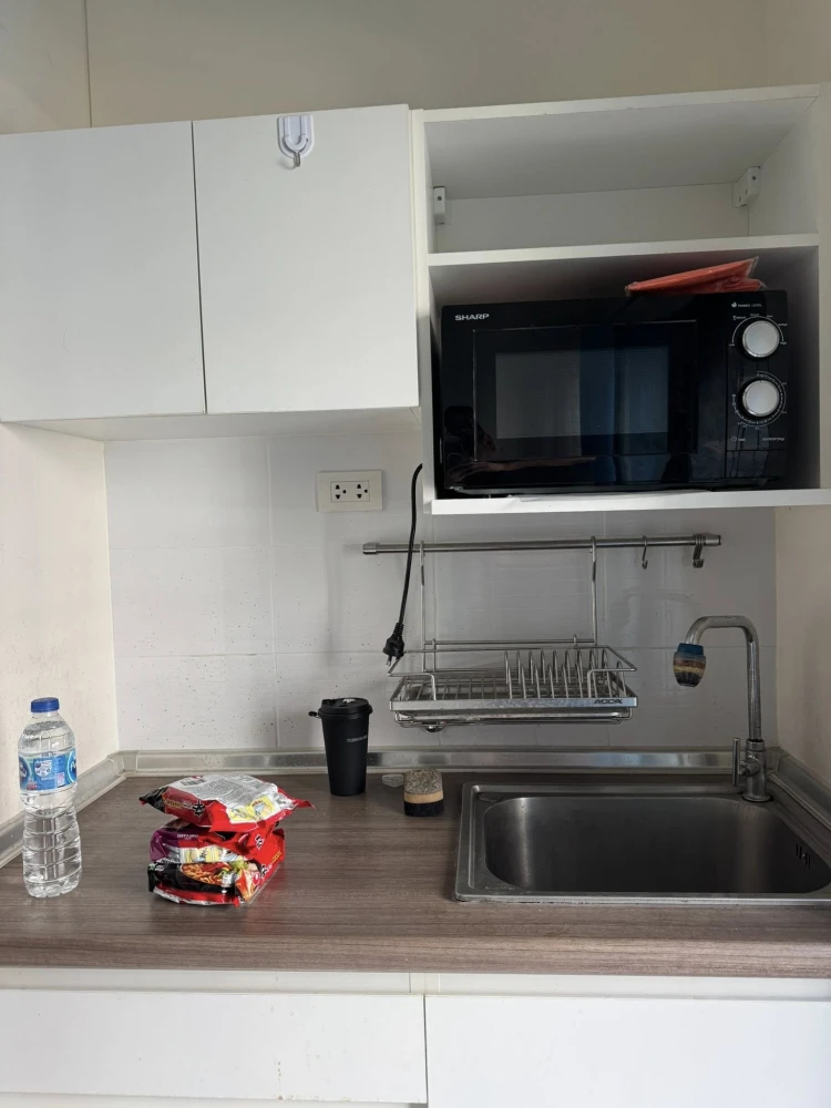 For rent: iCondo Green Space Sukhumvit 77, a nice room on the 3rd floor, fully furnished. Reserve now!
