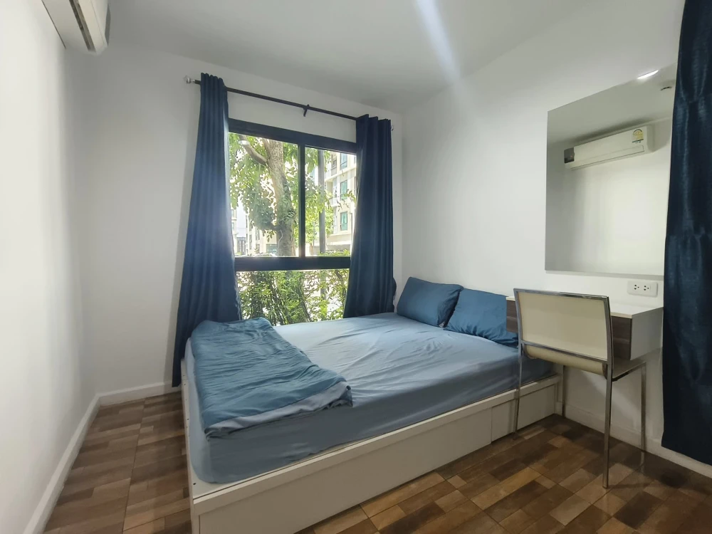 For rent: iCondo Salaya, spacious room, lots of usable space, comes with complete electrical appliances and furniture. Book now.