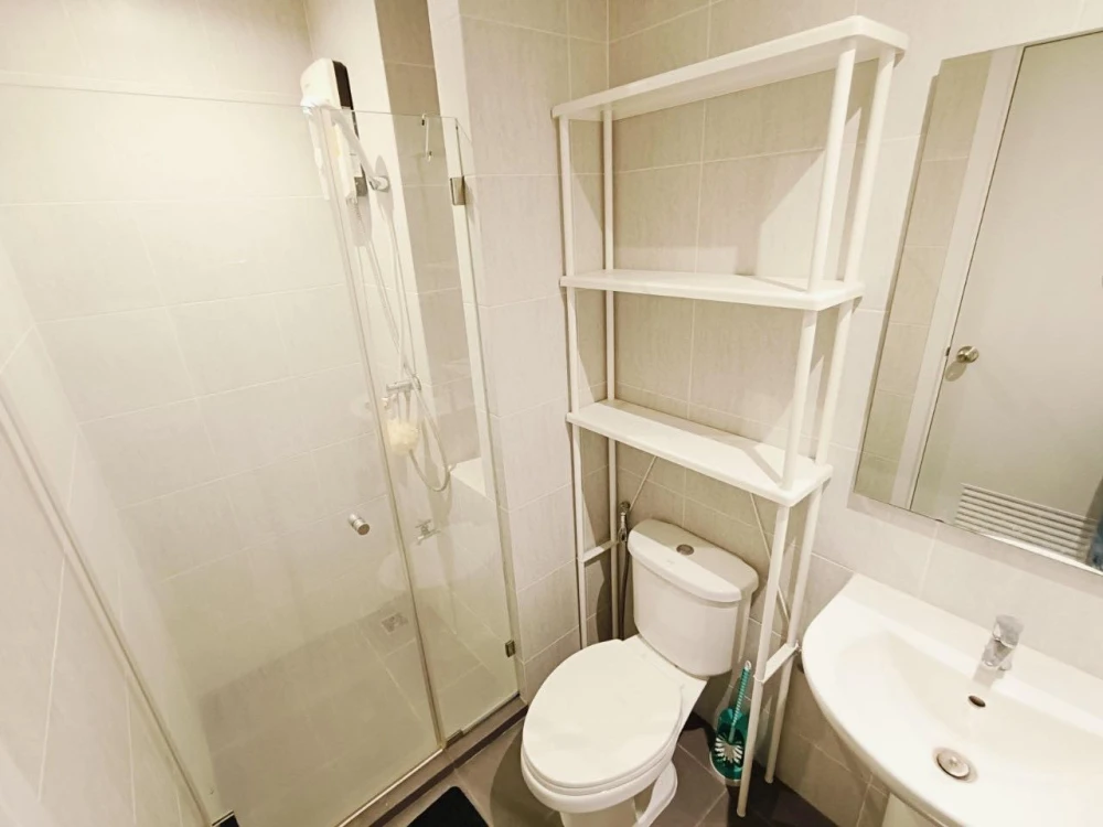 For rent: iCondo Serithai Green Space, corner room, extremely private, everything you need is here. You must not miss it.