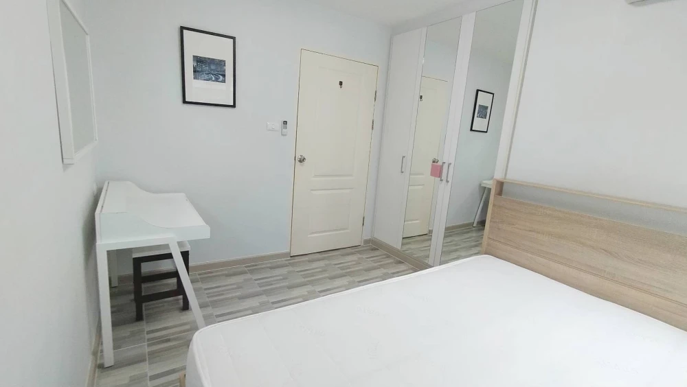 iCondo Sukhapiban 2 condo for rent, fully furnished with appliances. Just bring your personal belongings and move in! Don't miss out!