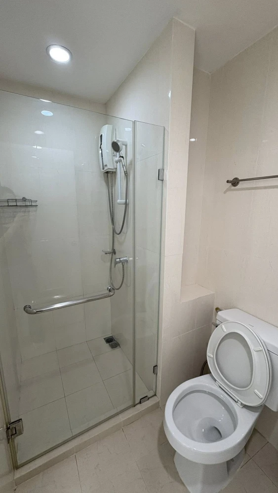 For rent: iCondo Sukhumvit 103, 3rd floor, fully furnished, nice room, reserve now, don't miss out!
