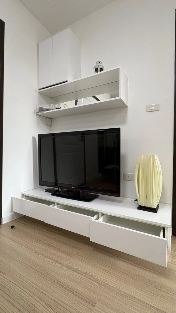 For rent: iCondo Sukhumvit 103, 3rd floor, fully furnished, nice room, reserve now, don't miss out!