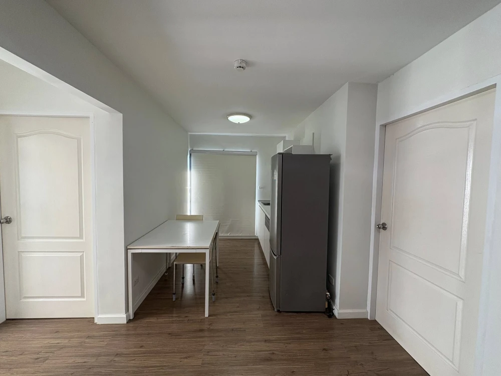 For rent: iCondo Salaya. Spacious rooms with ample living space. Convenient and fully equipped – you won't want to miss this!