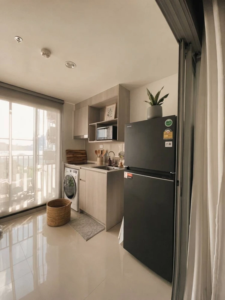 For Rent: Ideo Charan 70 - Riverview, 6th Floor. A lovely, fully furnished unit—book now!