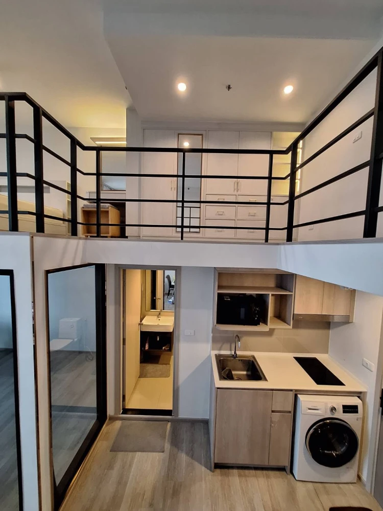 For rent: Ideo Charan 70 - Riverview. High ceilings, spacious and airy, fully furnished. Book now!