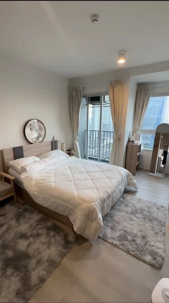 For rent: Ideo Charan 70 Riverview, ready to move in, stunning Chao Phraya River view, plus a good price, easy on the pocket, hurry and book now!!