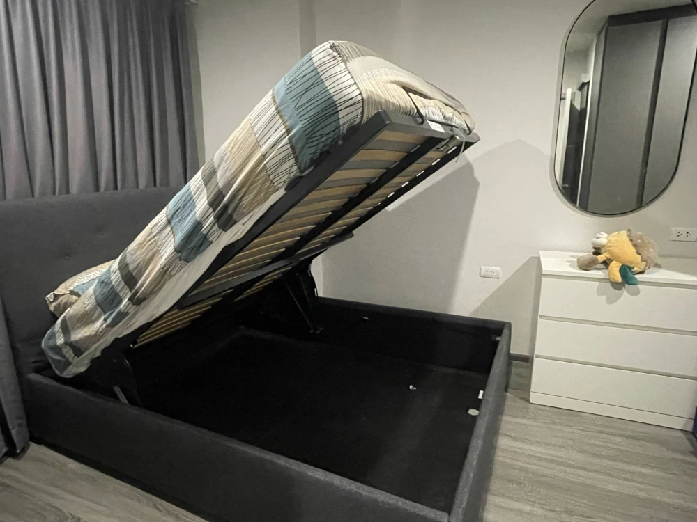 For rent: Ideo Chula Samyan, 1 bedroom, 1 bathroom, fully furnished, good location, convenient transportation, hurry and reserve now!