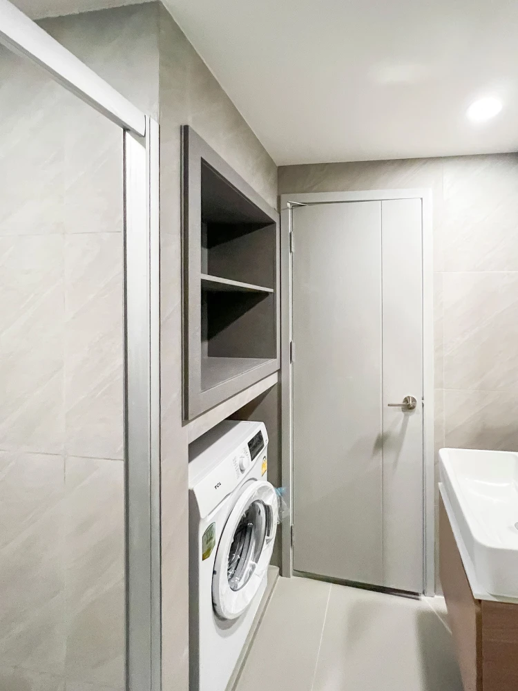 For rent: Ideo Chula Samyan, 22nd floor. Nice, fully furnished unit. Book now before it's too late!