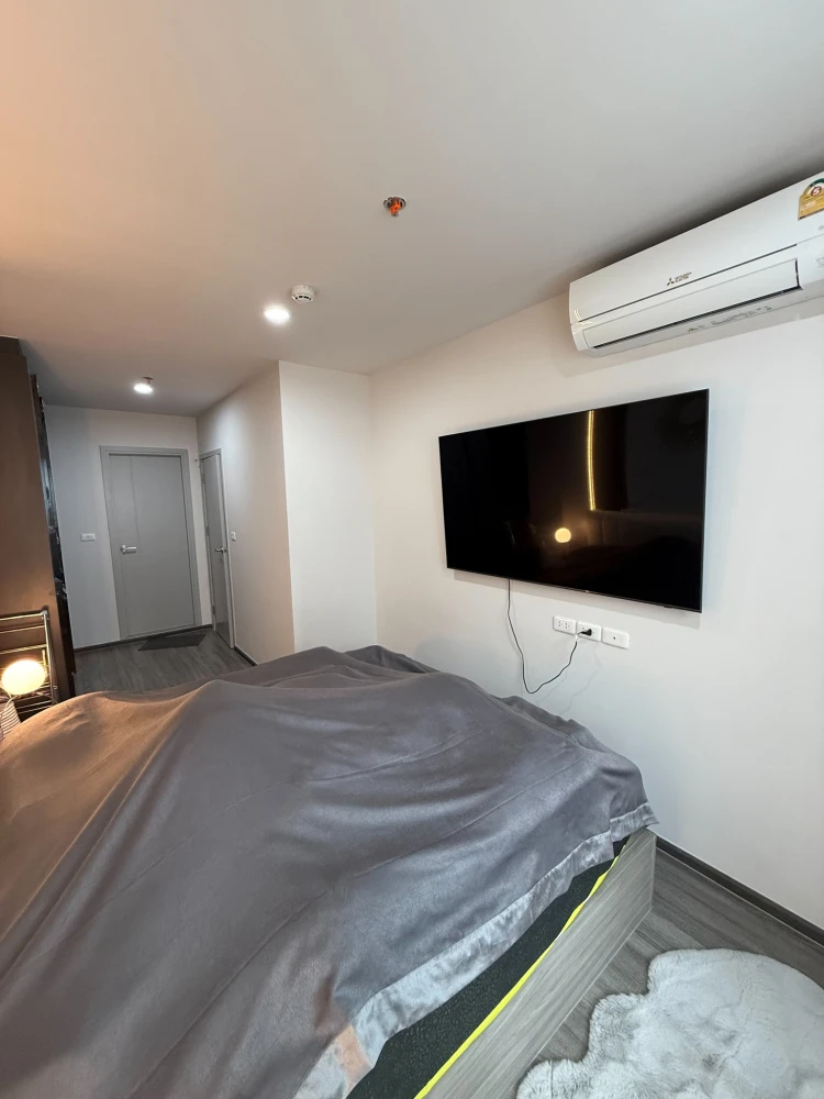 For rent: Ideo Chula Samyan, a nice room, good location, stylishly decorated, comes with complete facilities. Hurry and book now!