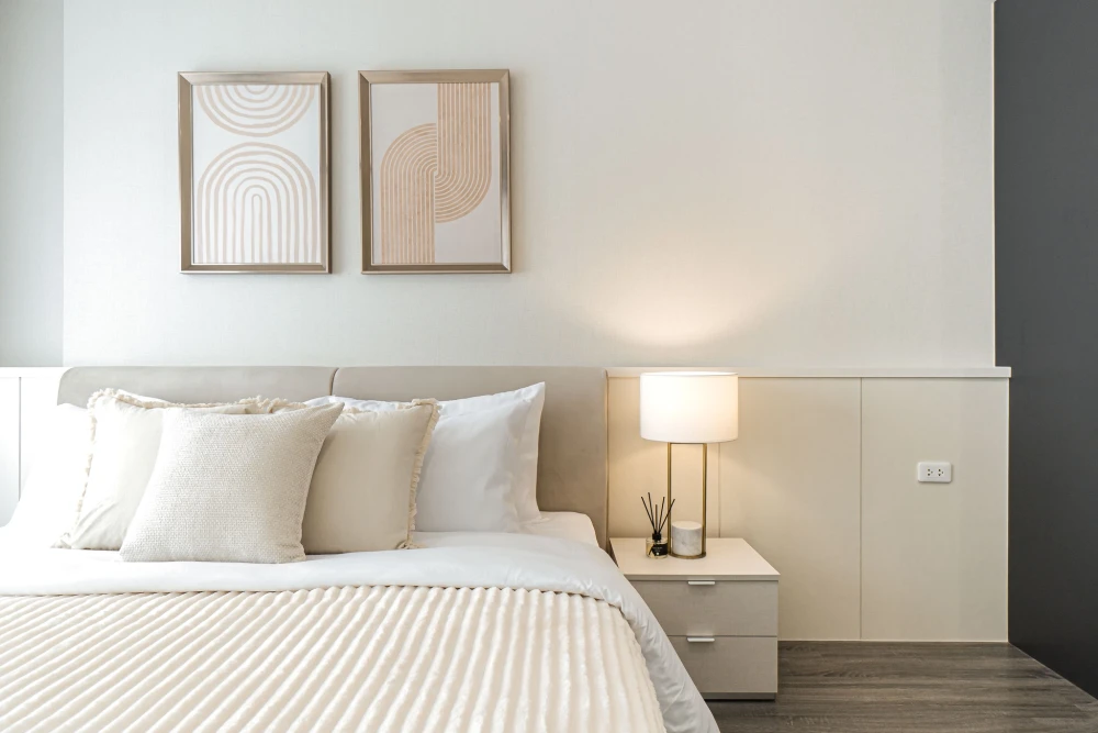 IDEO Chula Samyan for rent, located near the garden on the 19th floor, and the room's window view also overlooks the garden on the ground floor. Ready