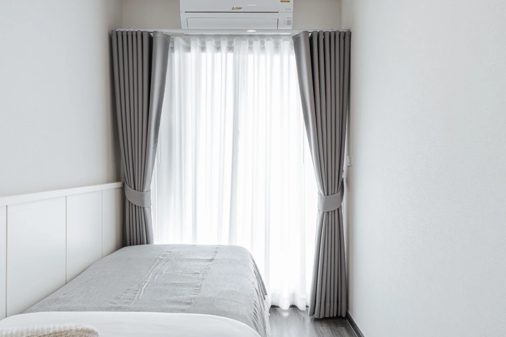 IDEO Chula Samyan for rent, located near the garden on the 19th floor, and the room's window view also overlooks the garden on the ground floor. Ready