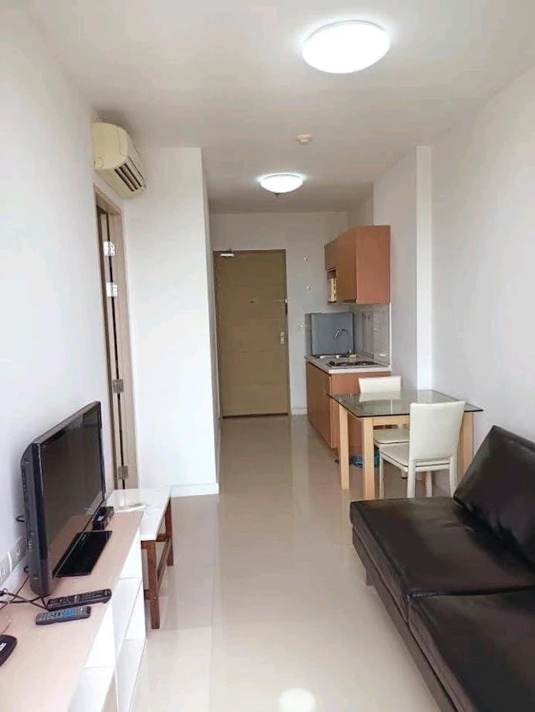 For rent: Ideo Mix Phaholyothin, 21st floor. Nice, fully furnished unit. Book now! Don't miss out!