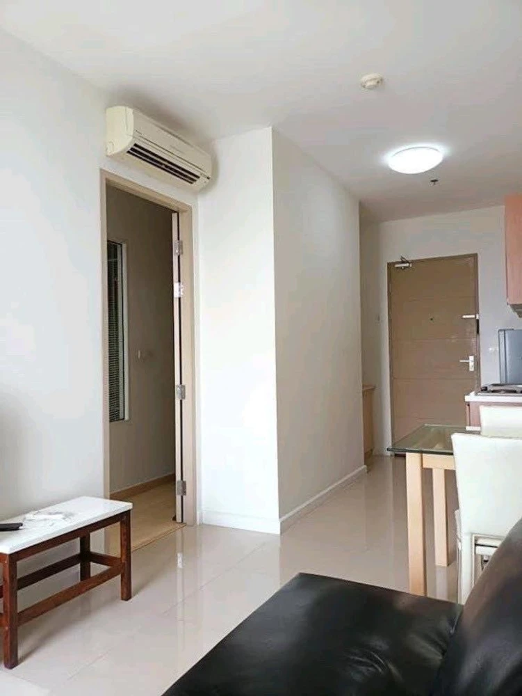 For rent: Ideo Mix Phaholyothin, 21st floor. Nice, fully furnished unit. Book now! Don't miss out!