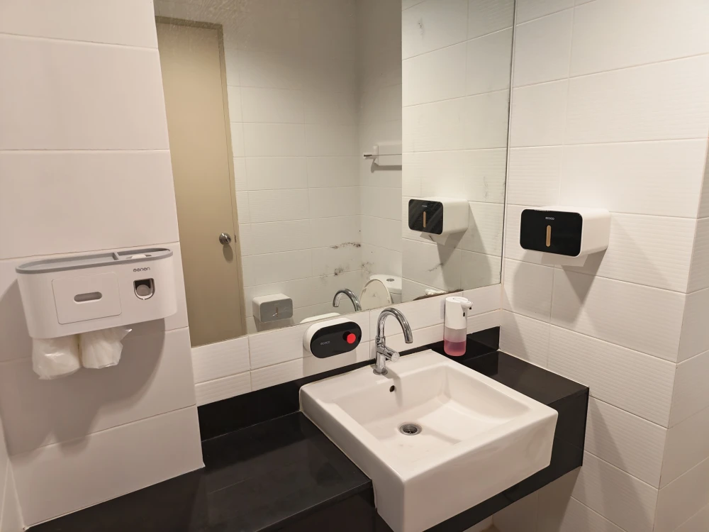 For rent: Ideo Mix Phaholyothin, high floor unit, fully furnished + complete appliances. Book now!