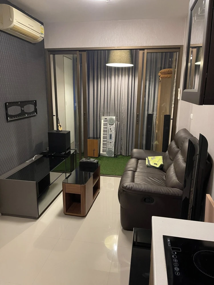 For rent: IDEO Mix Sukhumvit 103, fully furnished with appliances. Contact us now before this unit is gone!