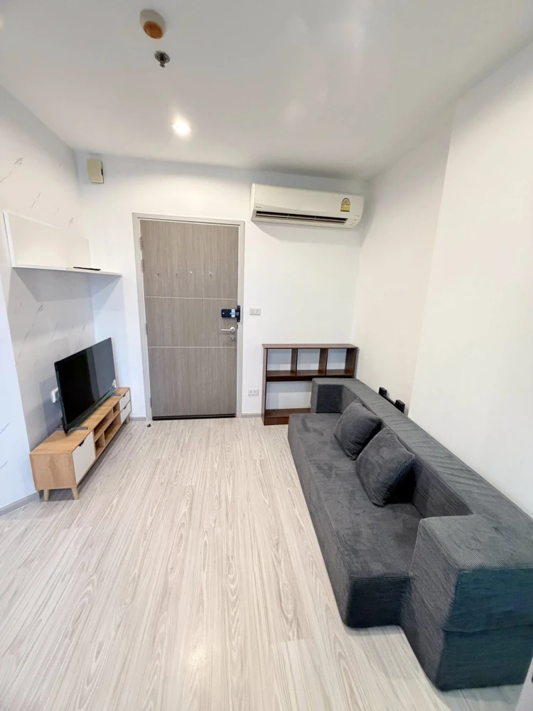 For rent: Ideo Mobi Bangsue Grand Interchange, 1 bedroom, 1 bathroom. Great location, convenient transportation, fully furnished. Book now!