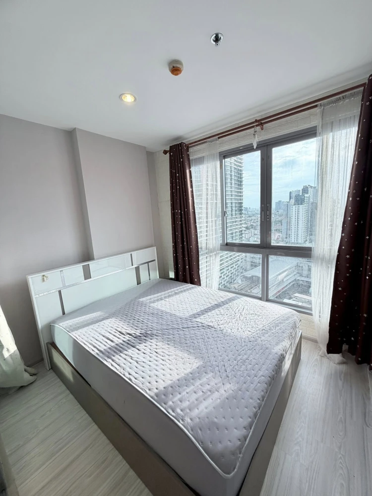 For rent: Ideo Mobi Bangsue Grand Interchange, 1 bedroom, 1 bathroom. Great location, convenient transportation, fully furnished. Book now!