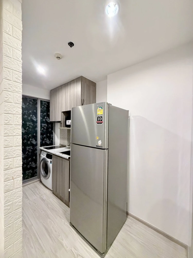 For rent: Ideo Mobi Bangsue Grand Interchange, 1 bedroom, 1 bathroom. Great location, convenient transportation, fully furnished. Book now!