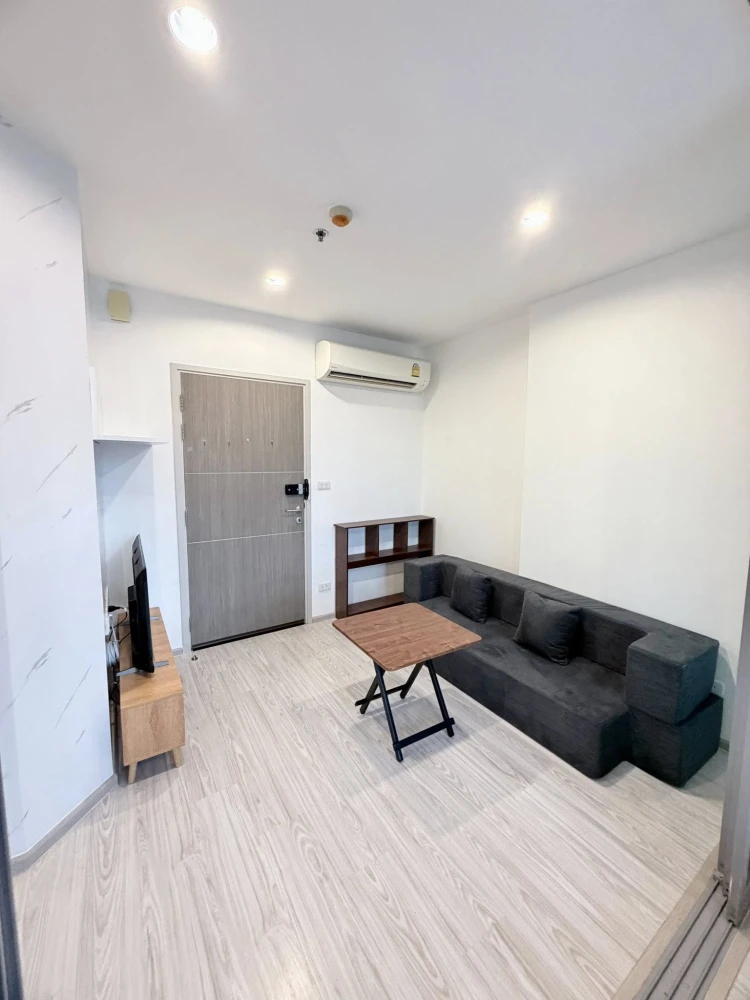 For rent: Ideo Mobi Bangsue Grand Interchange, 1 bedroom, 1 bathroom. Great location, convenient transportation, fully furnished. Book now!