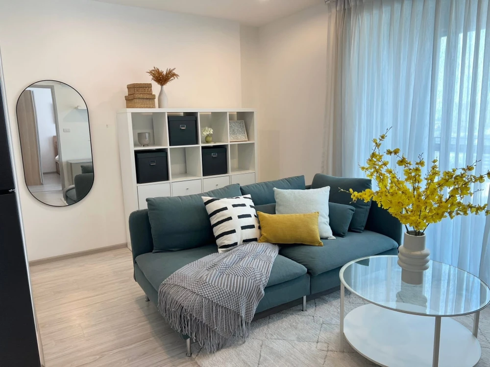 For rent: Ideo Mobi Bangsue Grand Interchange, 2 bedrooms, spacious living area, convenient transportation. Book now!