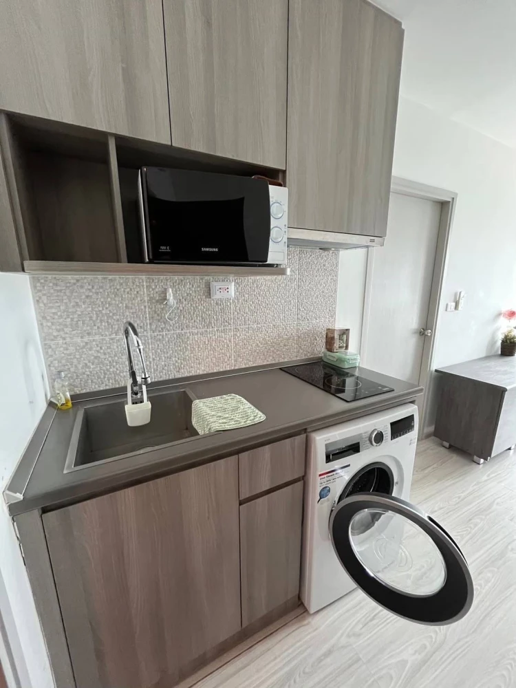 For rent: Ideo Mobi Bangsue Grand Interchange, fully furnished room, large balcony, book now, urgently.